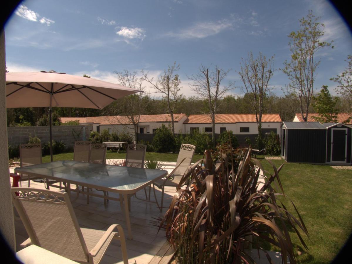 Villa D'Eau Douce Les Achards  Exteriér fotografie